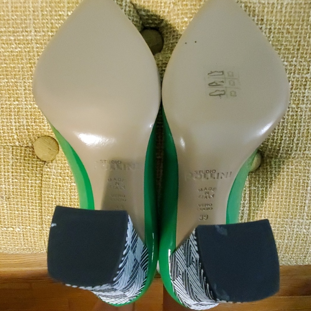 Green Block Heels - Picture 4 of 4
